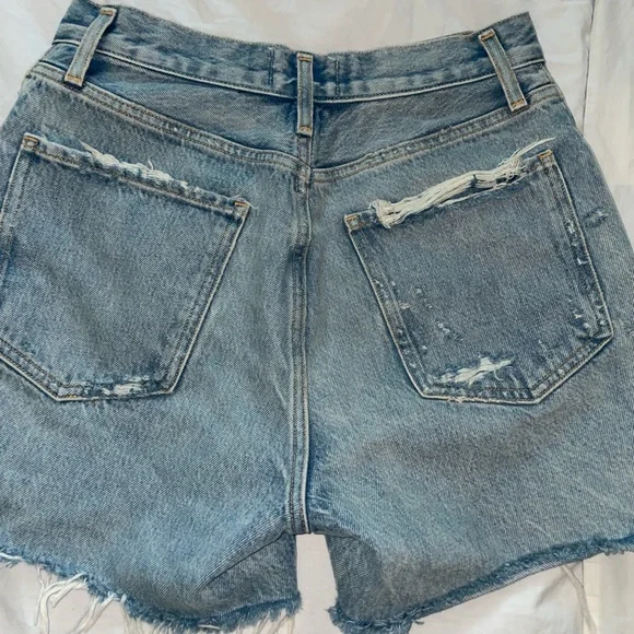AGOLDE Parker cut off denim shorts 2,5” - Picture 9 of 13
